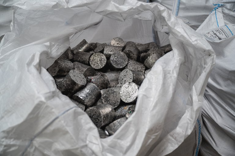 Nichts geht verloren: gepresste Alu-Späne